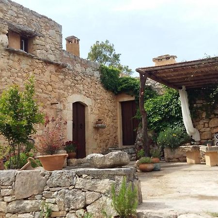 Bendeni Cottage Megala Chorafia Bagian luar foto