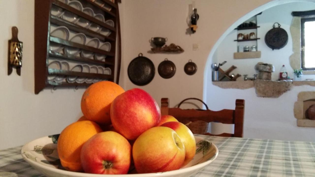 Bendeni Cottage Megala Chorafia Bagian luar foto
