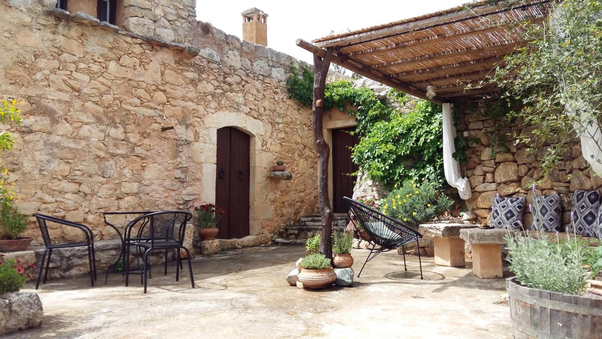 Bendeni Cottage Megala Chorafia Bagian luar foto